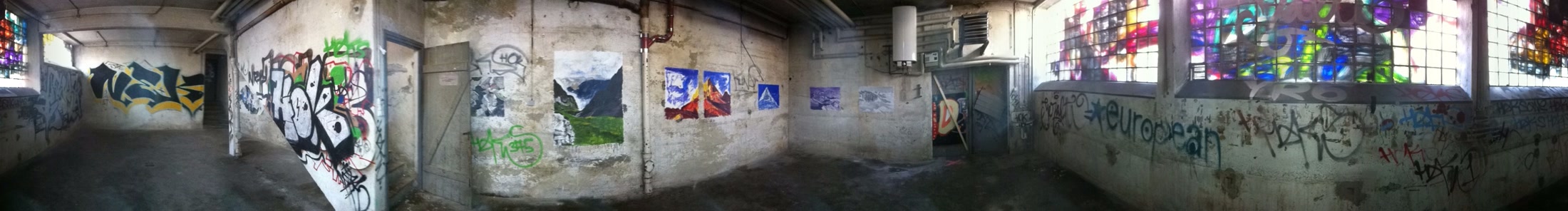 Panorama des künstlerisch gestalteten Event-Kellers